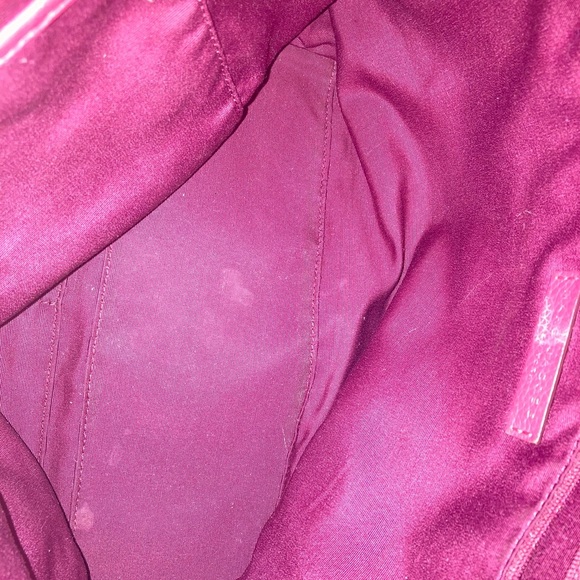 LUXURY 🔥☄️🔥Marc Jacobs Cherry Red Tote Bag Perfect for the Holidays! - Picture 10 of 10